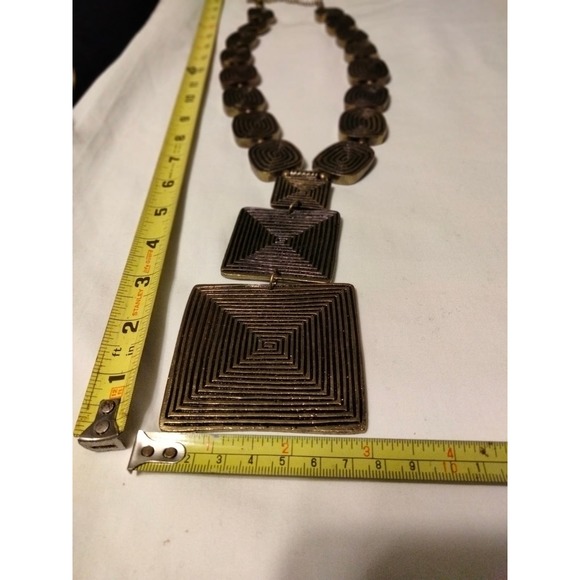 Iris Apfel & Bajalia Gold Toned Geometric Chunky Statement Necklace - Picture 8 of 12